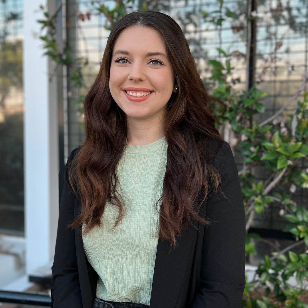 Commerical Real Estate Agent | Hannah Desormeaux